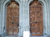 Dubová vrata s dveřmi v portálu Münsteru